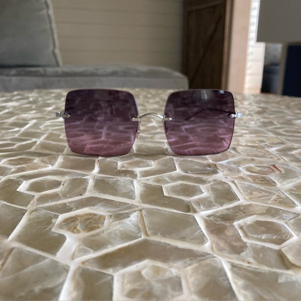 Oliver Peoples UV-Protected Square Rimless Sunglasses (0OV1268S) - Picture 10 of 11